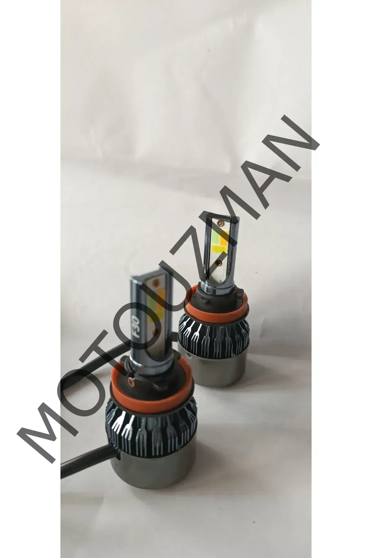 APACHE 150 3 RENKLİ LED FAR AMPUL 1 ADET